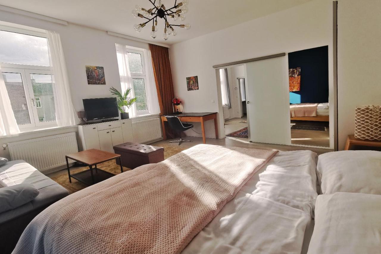 Vienna Palm Apartments Esterno foto