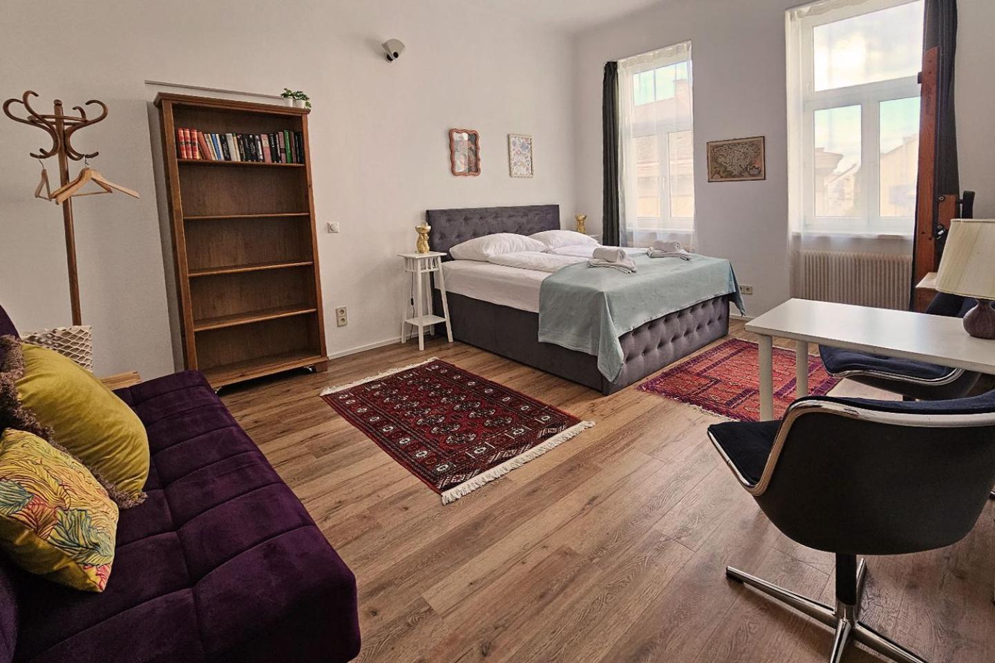 Vienna Palm Apartments Esterno foto